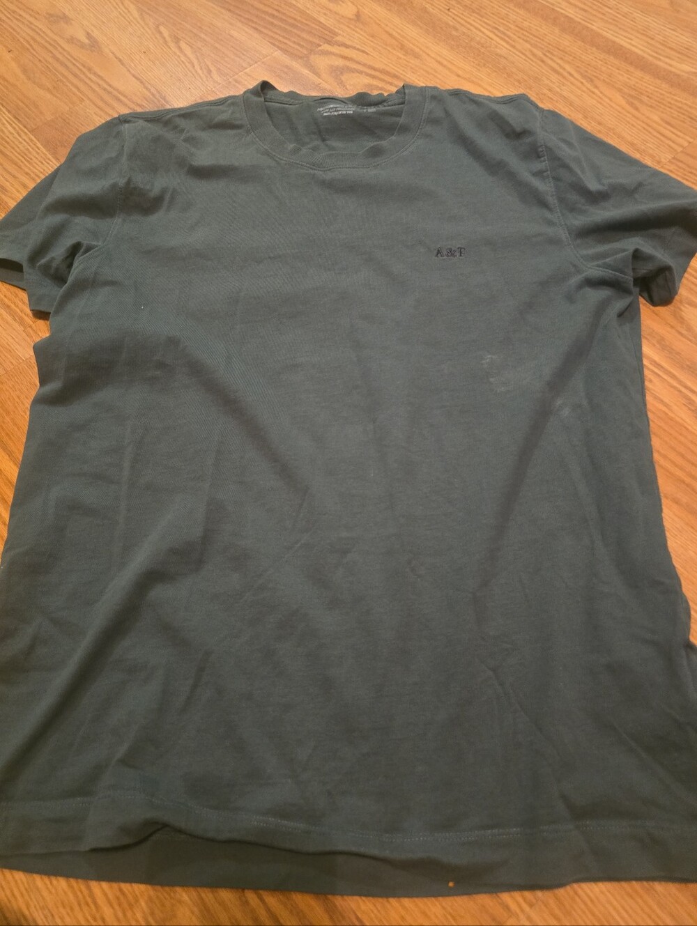 Abercrombie & Fitch Men's Short Sleeve Tee in Dark Green